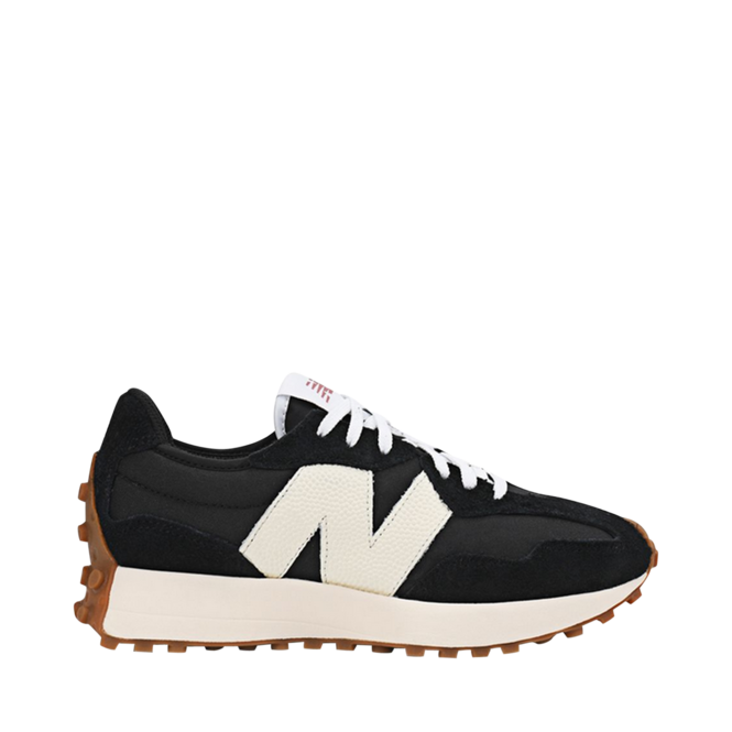 NEW BALANCE Noir pour Femmes de la marque NEW BALANCE, 3. Un produit distribué par Chaussures Pierre Roy - Saint-Jean Québec