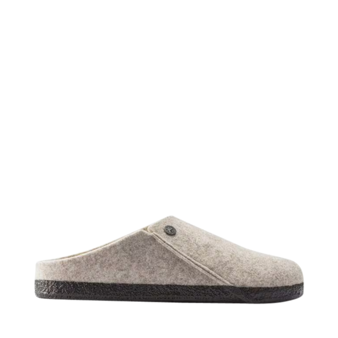 BIRKENSTOCK de la marque BIRKENSTOCK, 3. Un produit distribué par Chaussures Pierre Roy - Saint-Jean Québec