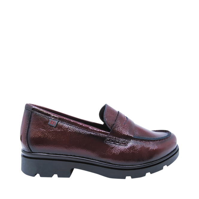 Chaussures Rouge pour Femmes de la marque JOSE SAENZ, 4. Un produit distribué par Chaussures Pierre Roy - Saint-Jean Québec