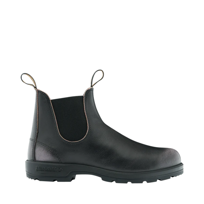 Black Boots for Men by the brand BLUNDSTONE, 2. A product distributed by Chaussures Pierre Roy - Saint-Jean Quebec