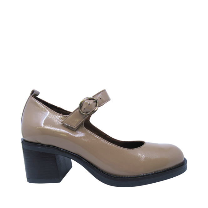 Gris/Taupe Shoes for Women by the brand BUENO, 2. A product distributed by Chaussures Pierre Roy - Saint-Jean Quebec