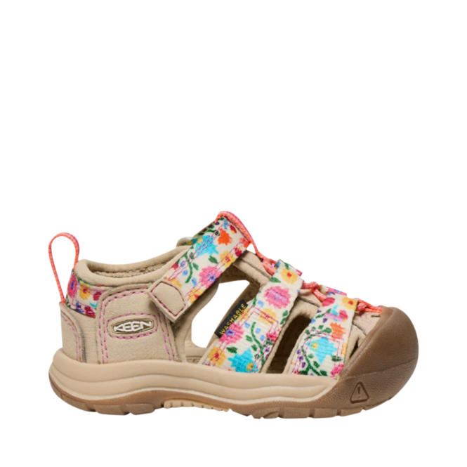 Beige Child for Girls by the brand KEEN, 4. A product distributed by Chaussures Pierre Roy - Saint-Jean Quebec