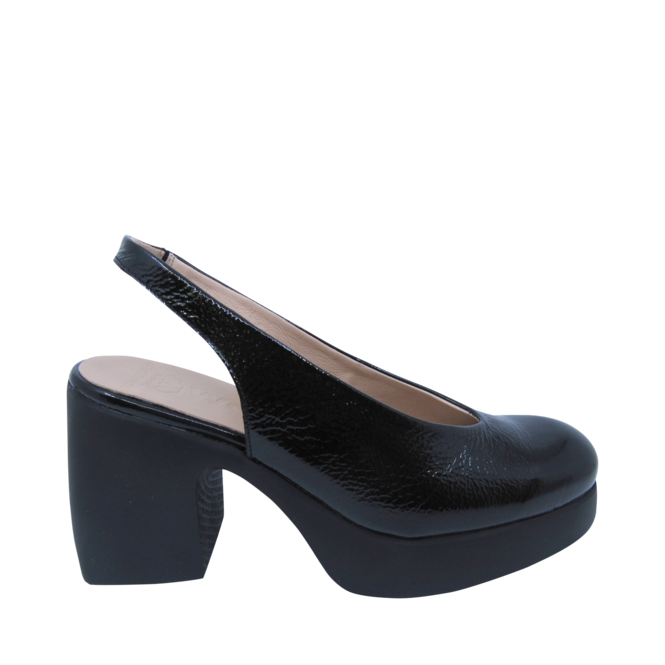 Chaussures Noir pour Femmes de la marque WONDERS, 4. Un produit distribué par Chaussures Pierre Roy - Saint-Jean Québec