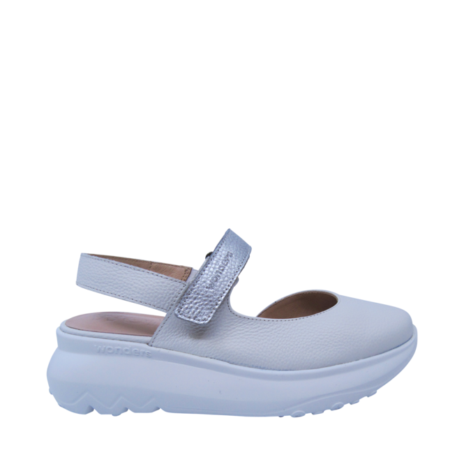 Chaussures Blanc pour Femmes de la marque WONDERS, 4. Un produit distribué par Chaussures Pierre Roy - Saint-Jean Québec