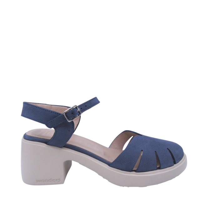 Sandales Bleu pour Femmes de la marque WONDERS, 4. Un produit distribué par Chaussures Pierre Roy - Saint-Jean Québec