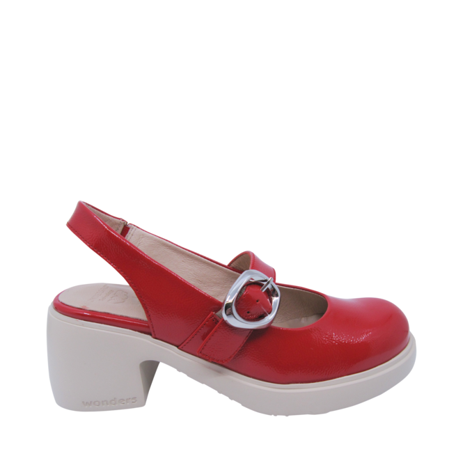 Red Shoes for Women by the brand WONDERS, 3. A product distributed by Chaussures Pierre Roy - Saint-Jean Quebec