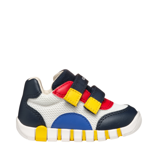 Bébé Blanc pour Enfants-garçons de la marque GEOX, 3. Un produit distribué par Chaussures Pierre Roy - Saint-Jean Québec