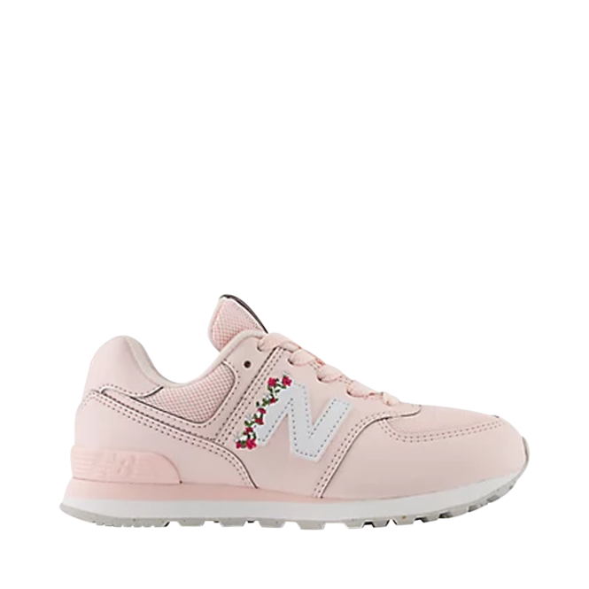 Junior Rose/Mauve pour Enfants-filles de la marque NEW BALANCE, 3. Un produit distribué par Chaussures Pierre Roy - Saint-Jean Québec