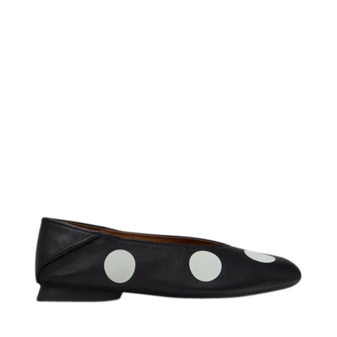 Black Shoes for Women by the brand CAMPER, 4. A product distributed by Chaussures Pierre Roy - Saint-Jean Quebec