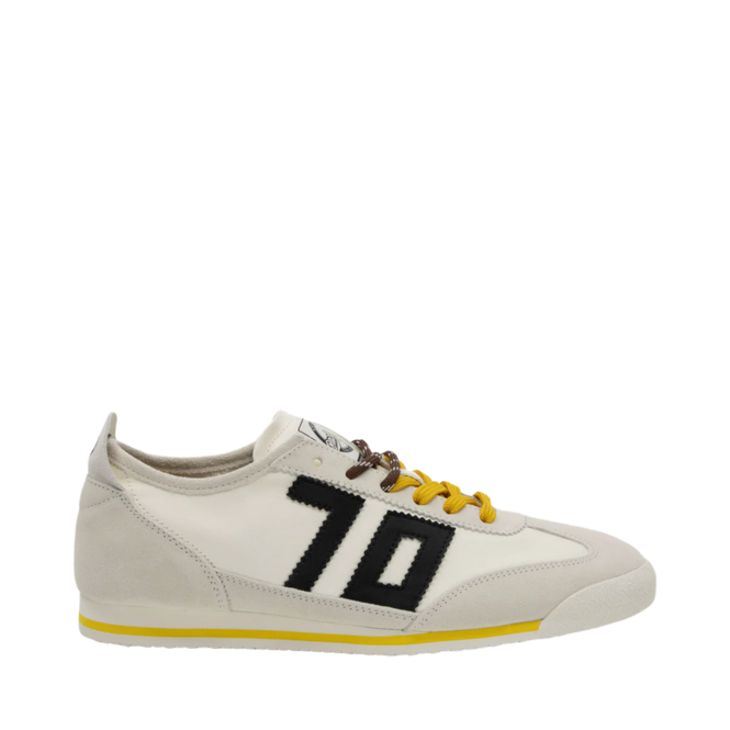 Chaussures Blanc pour Femmes , 4. Un produit distribué par Chaussures Pierre Roy - Saint-Jean Québec