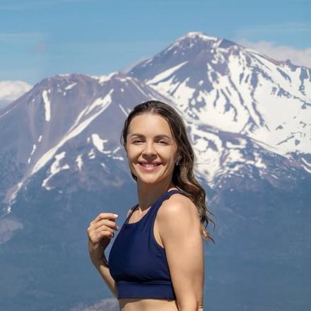 Asya Olson • California • Travel & Lifestyle