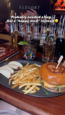 Washington DC Dining & Experiences Guide