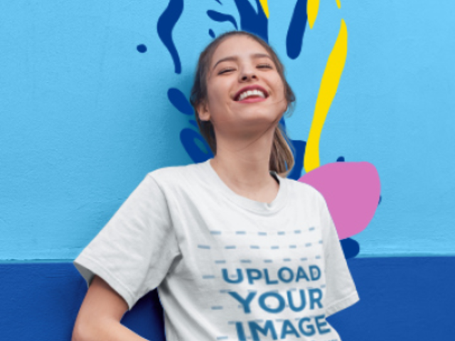 T-Shirt Video of Woman Featuring an Aquatic-Themed Animation 3294v