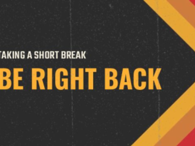 Be Right Back Screen Video Maker Featuring a Grunge Texture 3851