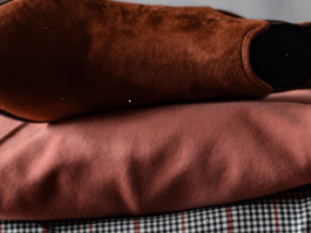 Instagram Story Video Maker Featuring a Winter-Season Apparel Ad 3065a 4415