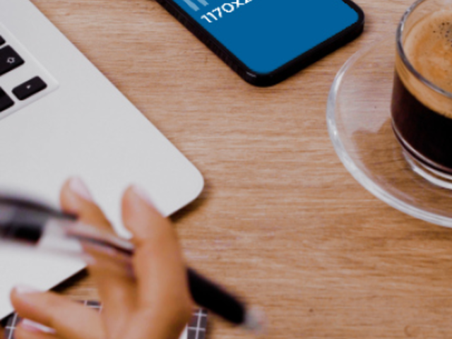 Video of an iPhone 12 Pro Max on a Woman's Desktop 4747v