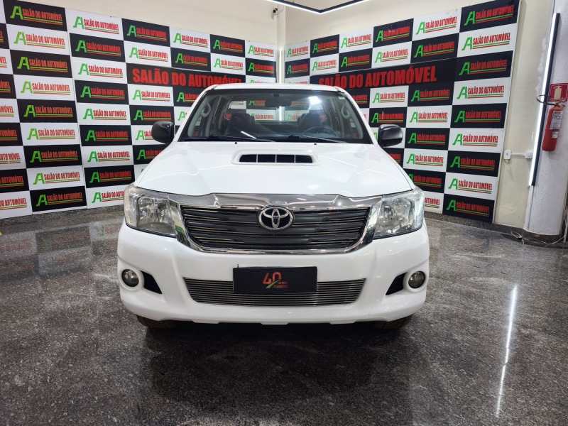 Foto do veículo TOYOTA HILLUX CD 4X4