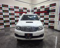 Foto do veículo TOYOTA HILUX SW4 7 LUGARES SRV 4X4