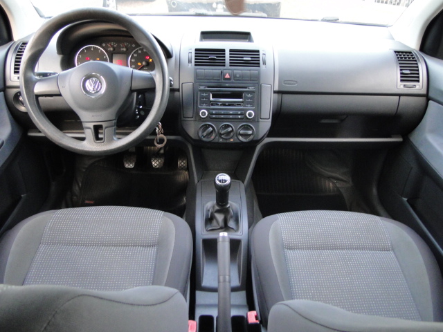 foto do POLO SEDAN 1.6 2013