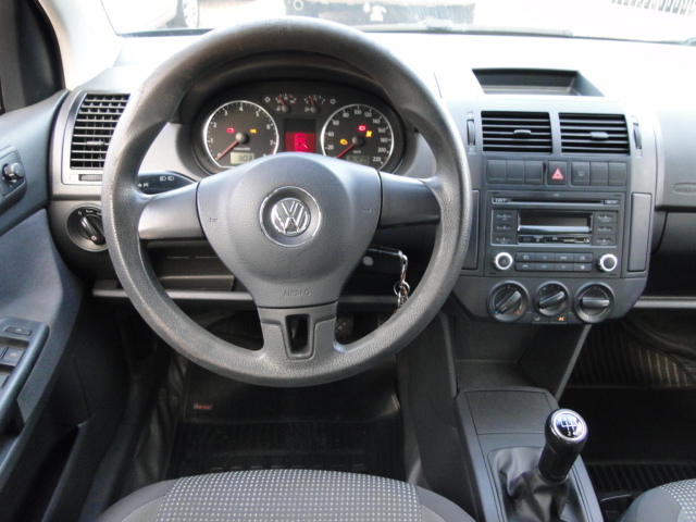 foto do POLO SEDAN 1.6 2013