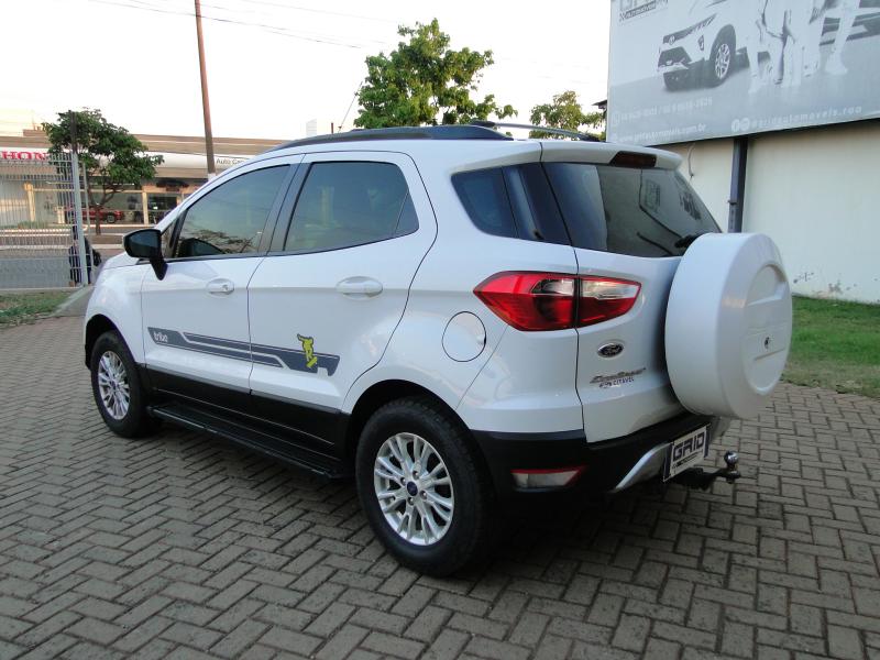 foto do ECOSPORT SE 2017