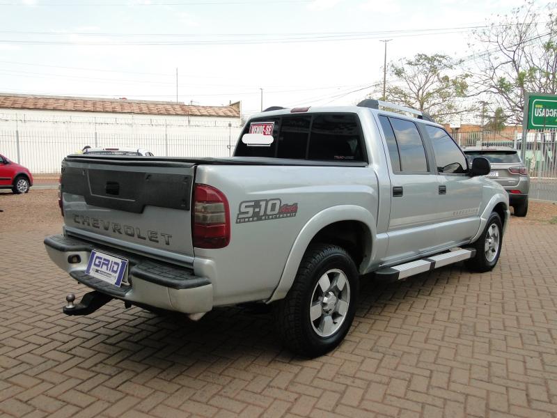 foto do S10 EXECUTIVE D 4X4 2010
