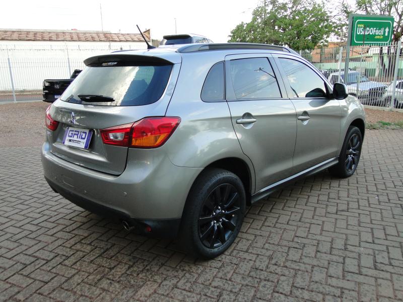 foto do ASX 2.0 CVT 2015