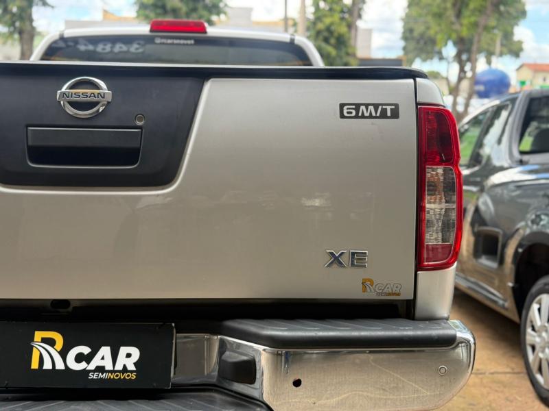 FRONTIER XE 2.5 4X4