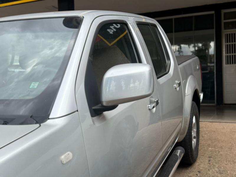 FRONTIER XE 2.5 4X4