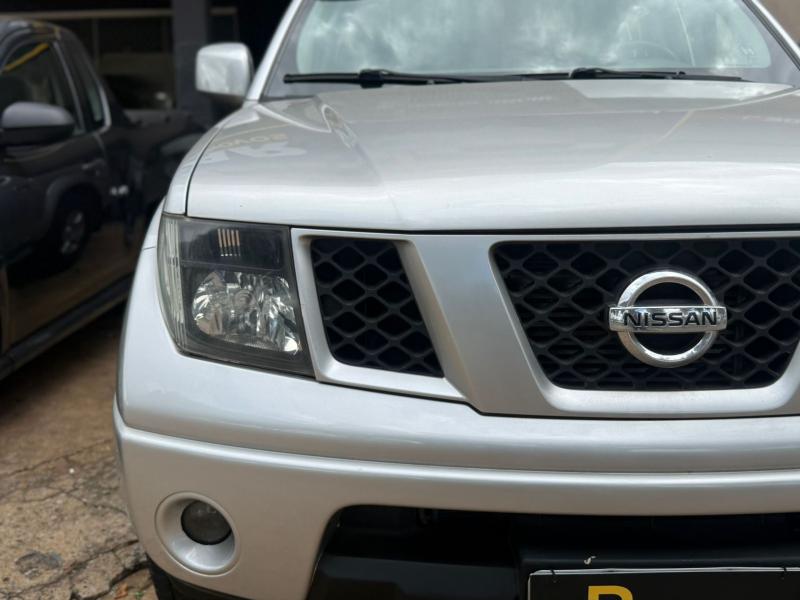 FRONTIER XE 2.5 4X4