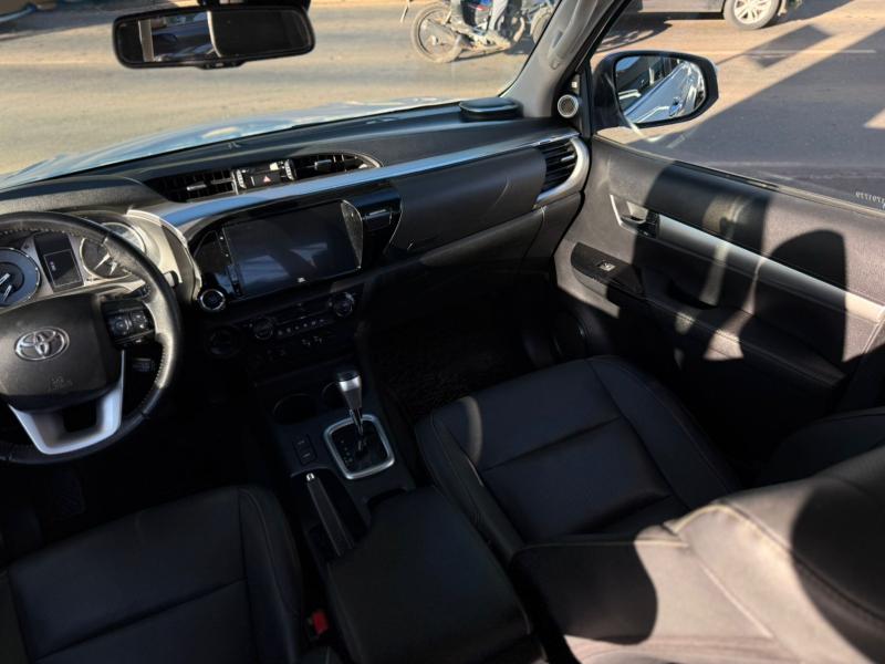 HILUX SRX