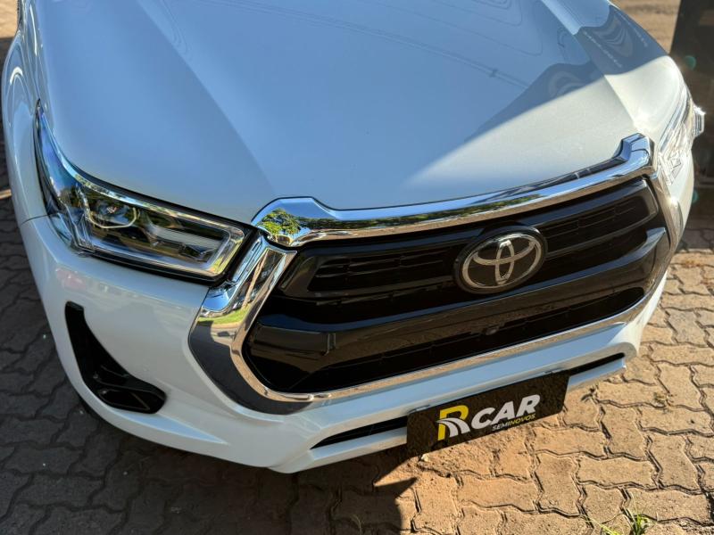 HILUX SRX