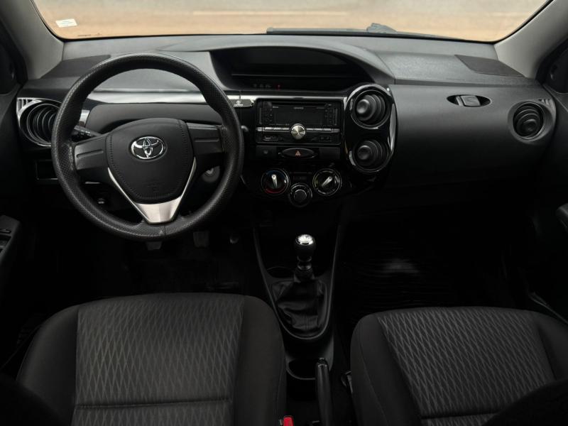 ETIOS HB X 13L MT