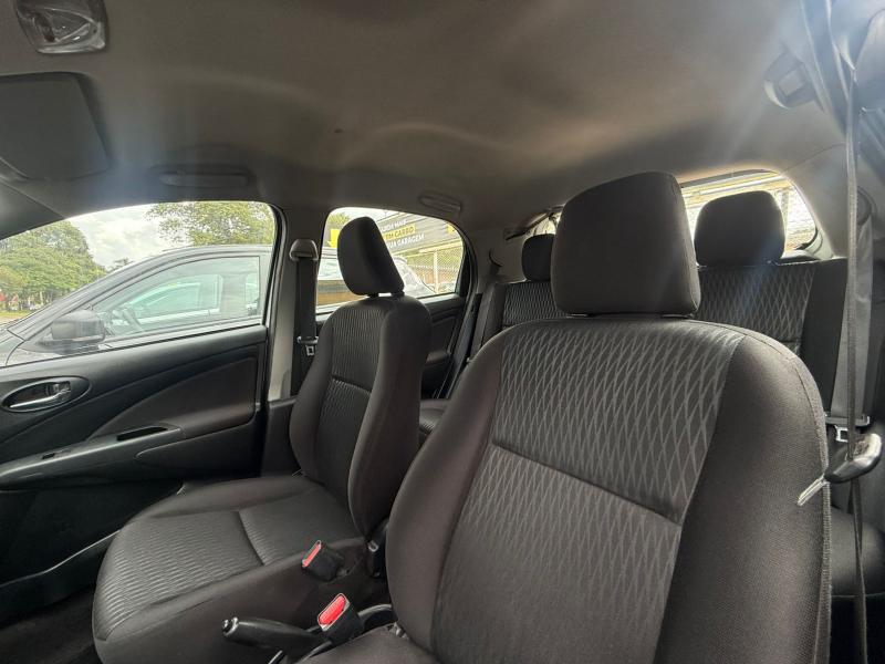 ETIOS HB X 13L MT