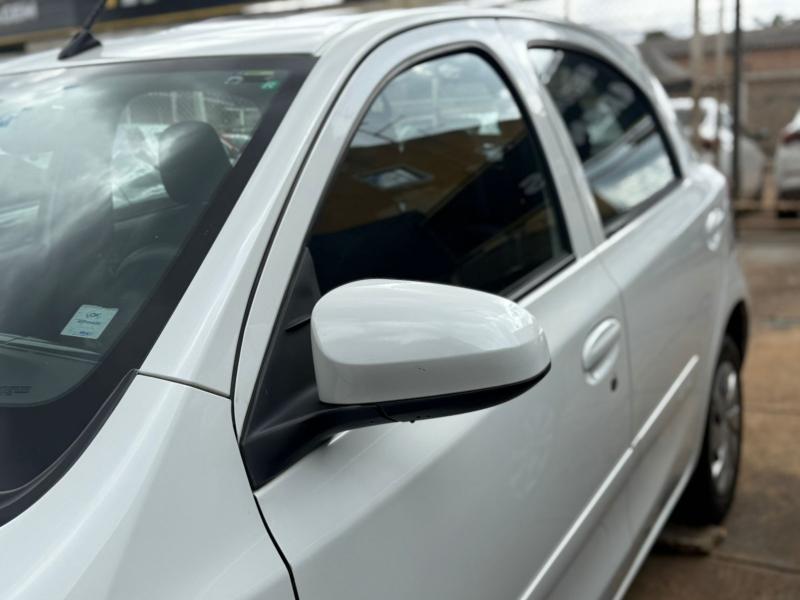 ETIOS HB X 13L MT