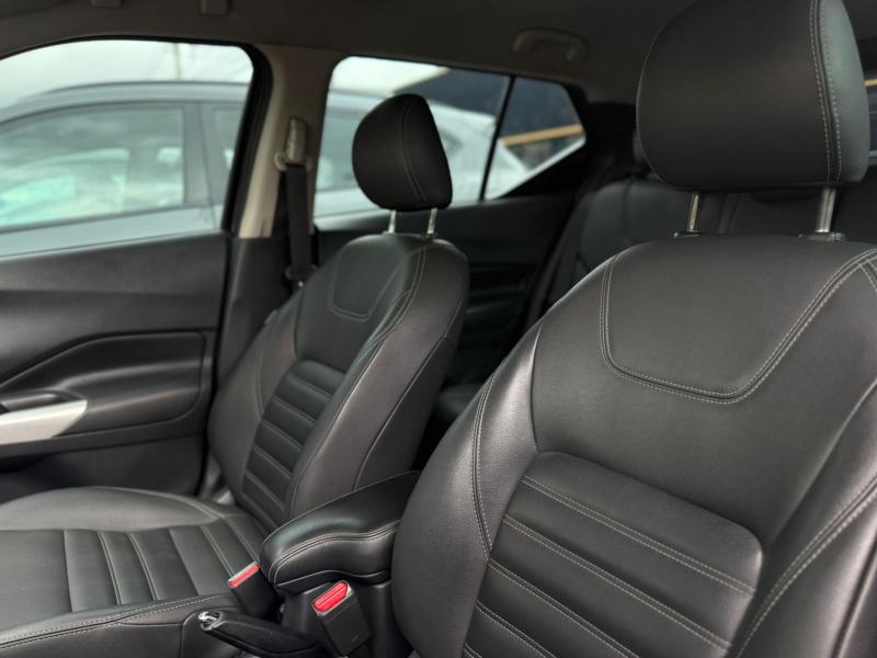 KICKS ADVANCE CVT