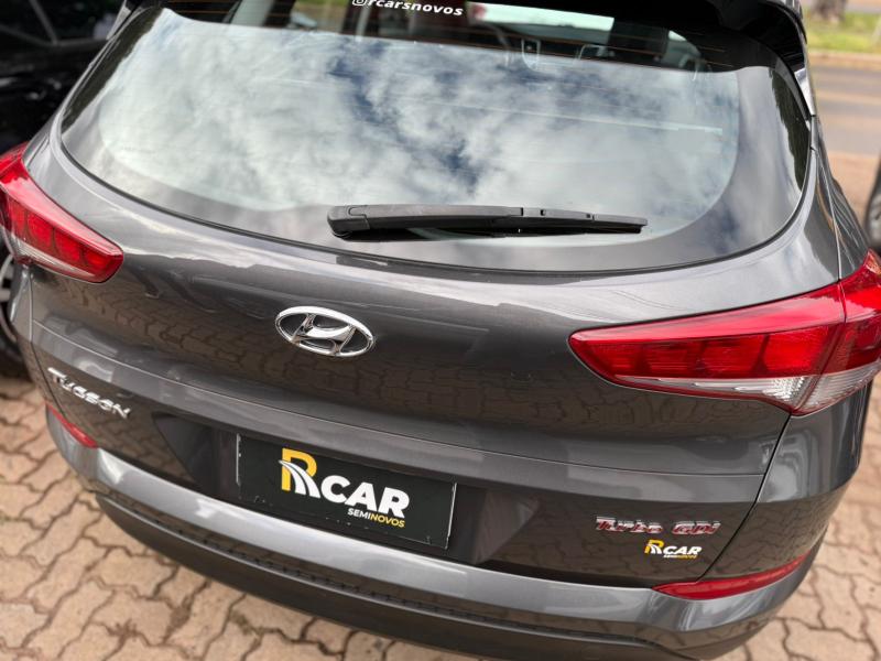 TUCSON TURBO GLS