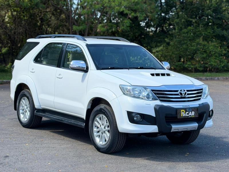 HILUX SW4 SRV 4X4
