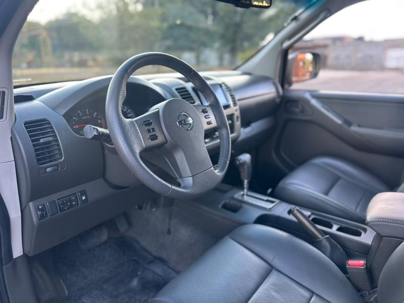 foto do FRONTIER LE ATTACK CD 4X4 2.5 TB DIESEL AT 2012