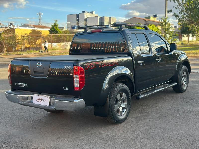 foto do FRONTIER LE ATTACK CD 4X4 2.5 TB DIESEL AT 2012