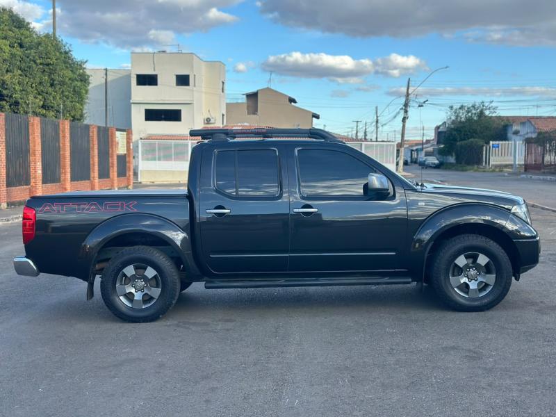 foto do FRONTIER LE ATTACK CD 4X4 2.5 TB DIESEL AT 2012