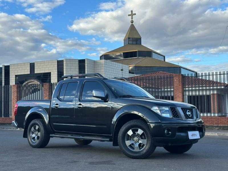 foto do FRONTIER LE ATTACK CD 4X4 2.5 TB DIESEL AT 2012