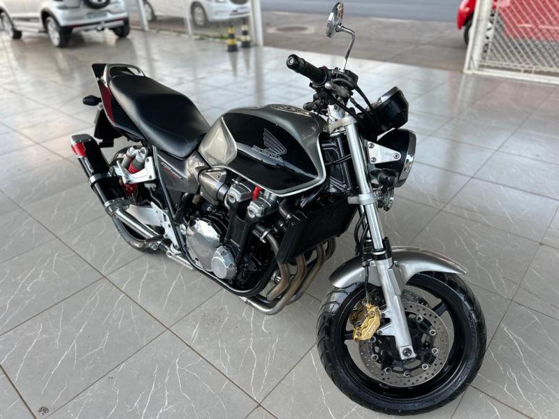 foto do CB1300F 2008
