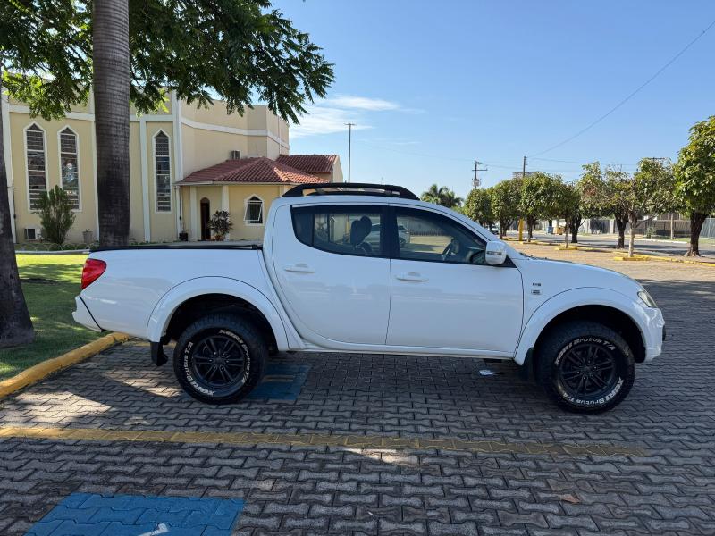 foto do L200 TRITON FLEX (REPASSE) 2015