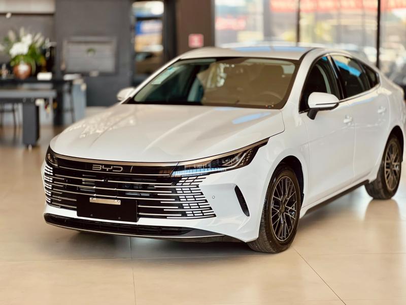 foto do BYD KING GL ZERO KM 2026
