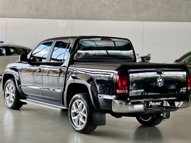 foto do VW AMAROK V6 HIGH 2023
