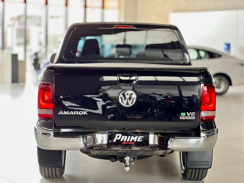 foto do VW AMAROK V6 HIGH 2023