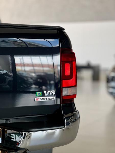 foto do VW AMAROK V6 HIGH 2023