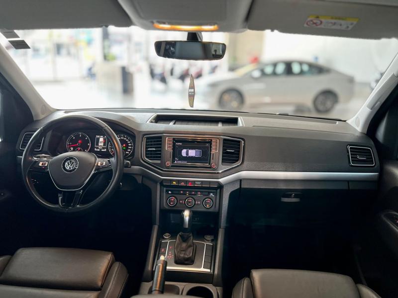 foto do VW AMAROK V6 HIGH 2023