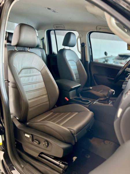foto do VW AMAROK V6 HIGH 2023